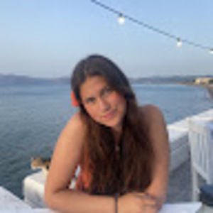 Meet your Posher, Alidaa